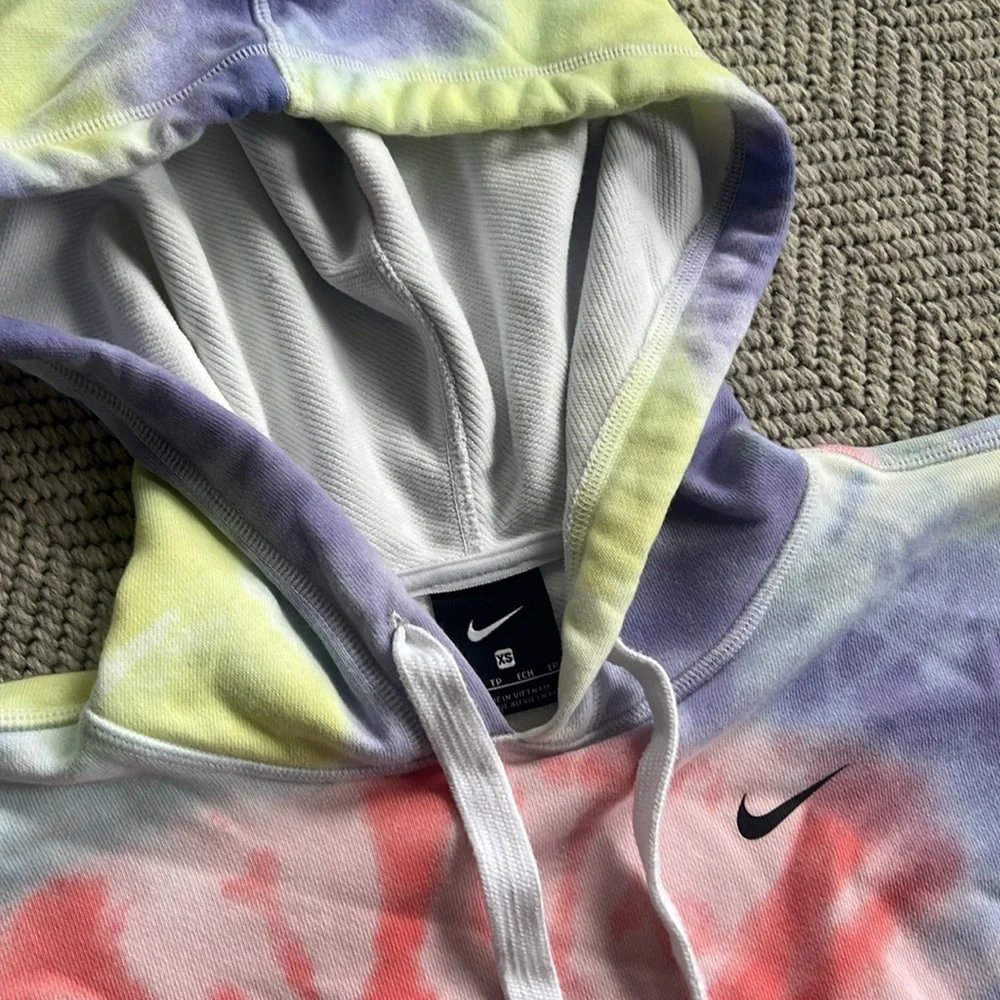 Nike crop tie die hoodie